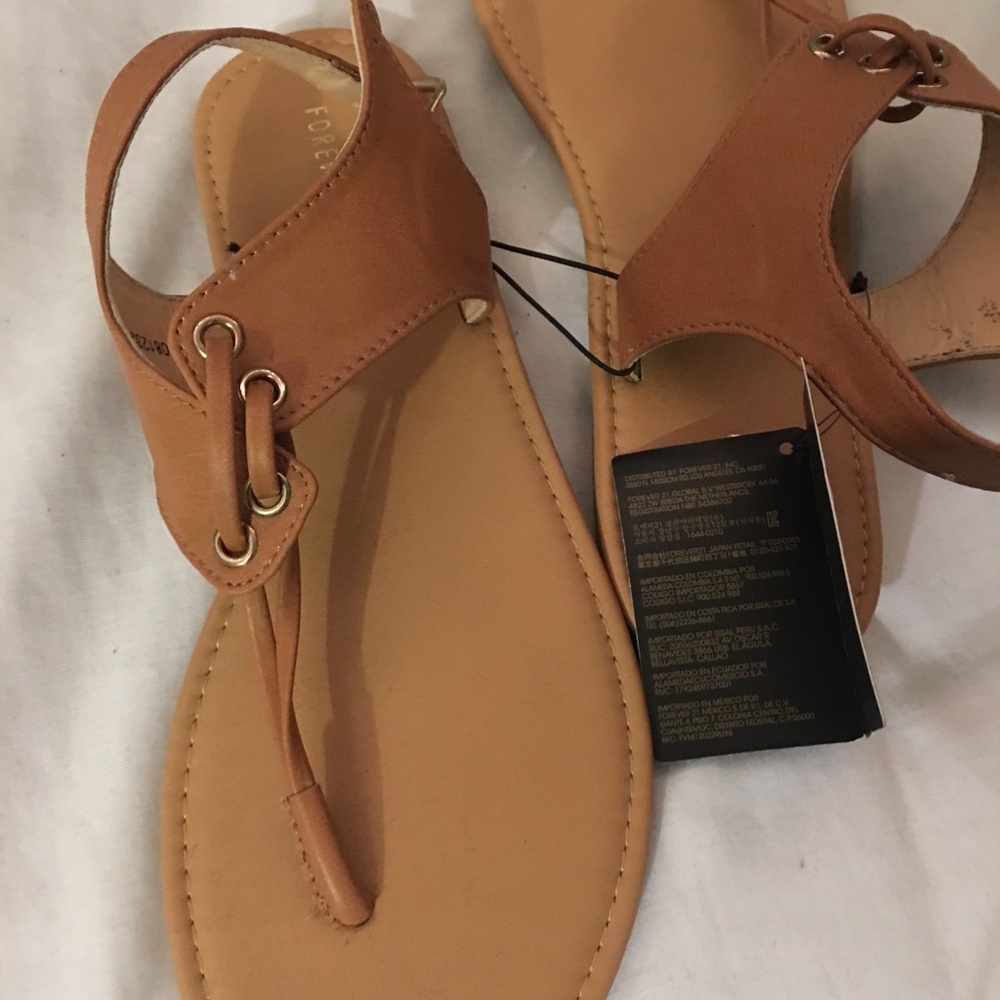 Sandals. NEW